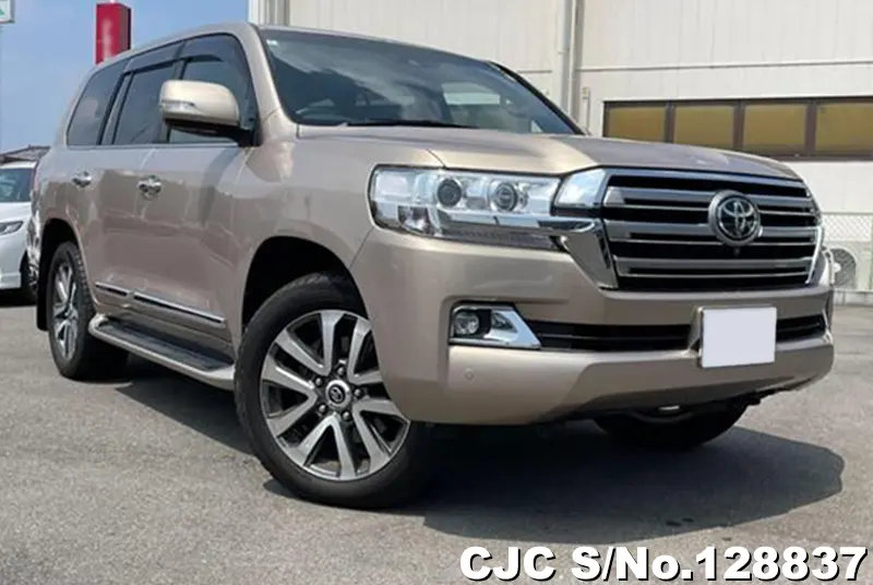Toyota / Land Cruiser 2016