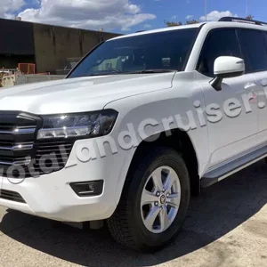 TOYOTA LANDCRUISER 300 GXL
