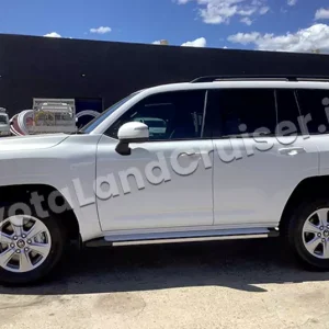 TOYOTA LANDCRUISER 300 GXL