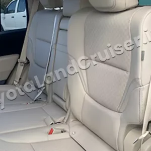TOYOTA LANDCRUISER 300 SAHARA